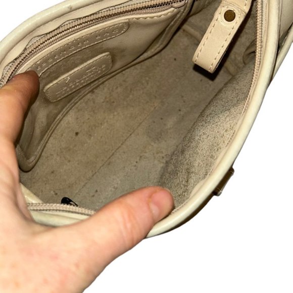 Liz Claiborne Vintage bone khaki Saddle Leather Messenger bag 9x6.5x2 QU… - Picture 6 of 8